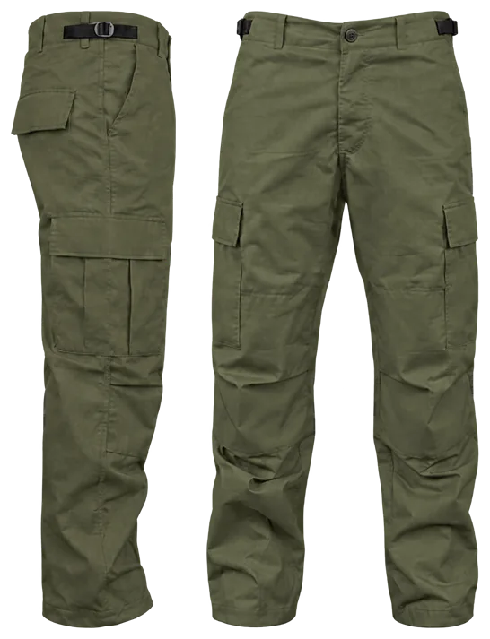 Vista lateral y de frente: pantalon comando verde